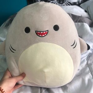 Rare 12” Gordon the shark squishmallow BNWT
